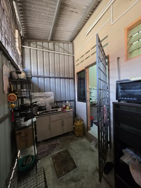 1-storey Terraced House for Sale in Batu Pahat (Johor) - Tori Cheon - Kitchen - PropertyGuru.com.my