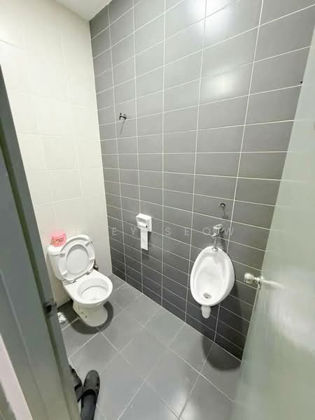Office for Rent in Puchong (Selangor) - Joey Seow - Bathroom - PropertyGuru.com.my