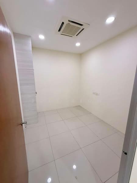 Office for Rent in Puchong (Selangor) - Joey Seow - Interior - PropertyGuru.com.my