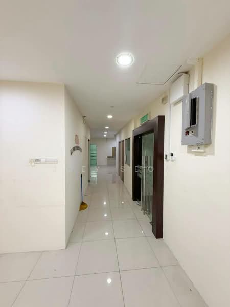 Office for Rent in Puchong (Selangor) - Joey Seow - Corridor - PropertyGuru.com.my