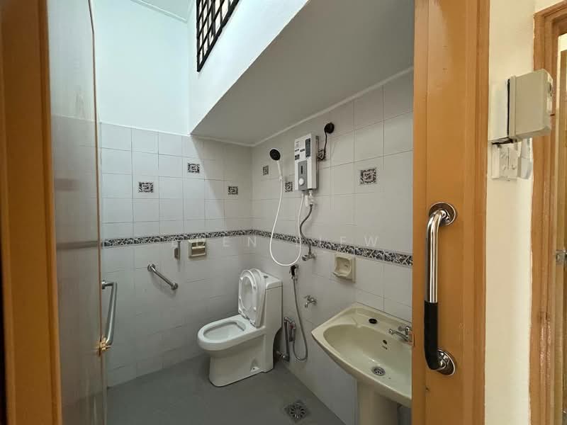 1-storey Terraced House for Rent in Johor Bahru (Johor) - Eden Liew - Bathroom - PropertyGuru.com.my