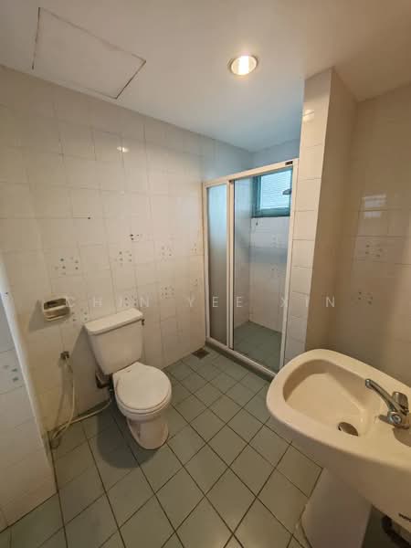 Condominium for Sale at Damansara Villa - Chin Yee Xin - Bathroom - PropertyGuru.com.my