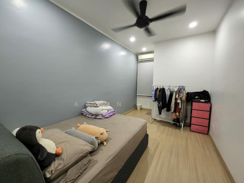 2-storey Terraced House for Sale in Bandar Bukit Raja (Klang) - Alvin Lim - Bedroom - PropertyGuru.com.my