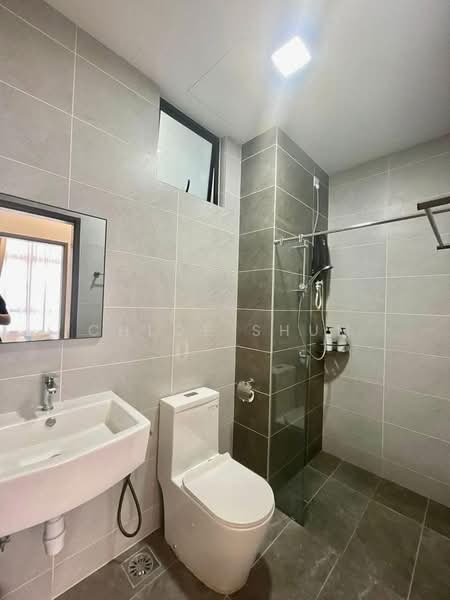 Servis Apartment untuk Disewa di Twin Tower Residence - Chloe Shum - Bathroom - PropertyGuru.com.my