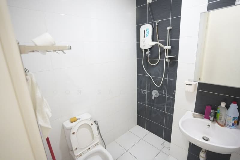 Rumah Teres 2 Tingkat untuk Dijual di Eco Majestic (Semenyih) - Soon Sheng Law - Bathroom - PropertyGuru.com.my