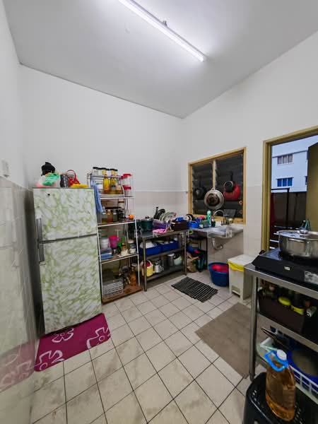 Apartment for Sale at Jalil Damai Apartments - Peter Pen - Kitchen - PropertyGuru.com.my