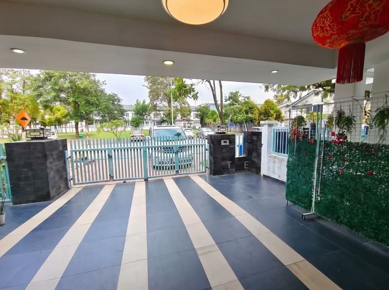 Rumah Teres untuk Dijual di Temasya Glenmarie (Glenmarie) - Debbie Tey - Exterior - PropertyGuru.com.my