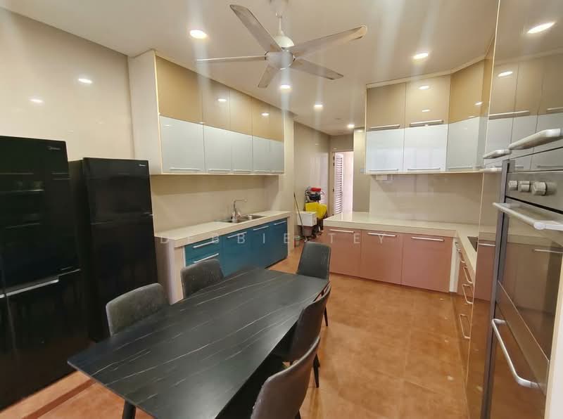 Rumah Teres untuk Dijual di Temasya Glenmarie (Glenmarie) - Debbie Tey - Kitchen - PropertyGuru.com.my