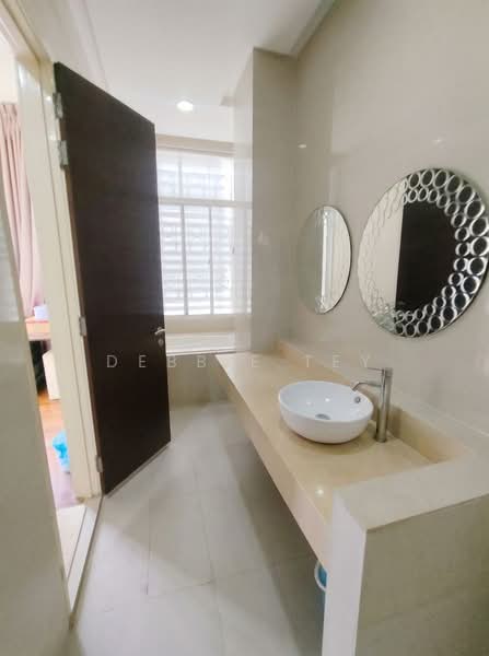 Rumah Teres untuk Dijual di Temasya Glenmarie (Glenmarie) - Debbie Tey - Bathroom - PropertyGuru.com.my
