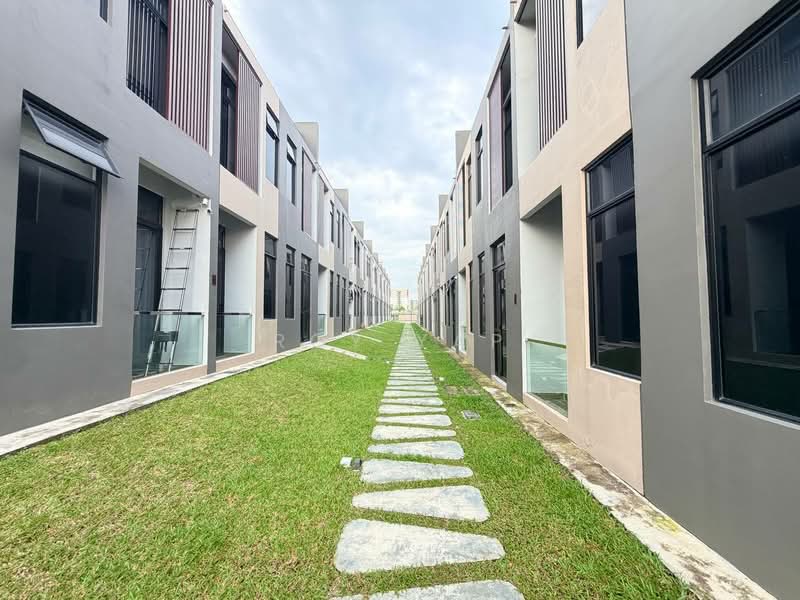 2-storey Terraced House for Sale in Puteri Harbour (Iskandar Puteri (Nusajaya)) - Roy Yap - Exterior - PropertyGuru.com.my
