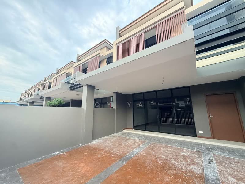 2-storey Terraced House for Sale in Puteri Harbour (Iskandar Puteri (Nusajaya)) - Roy Yap - Exterior - PropertyGuru.com.my