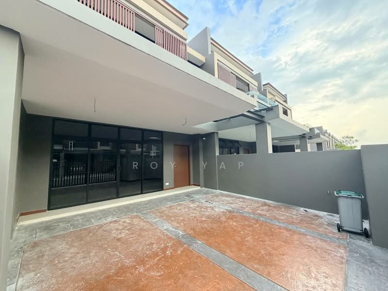 2-storey Terraced House for Sale in Puteri Harbour (Iskandar Puteri (Nusajaya)) - Roy Yap - Exterior - PropertyGuru.com.my