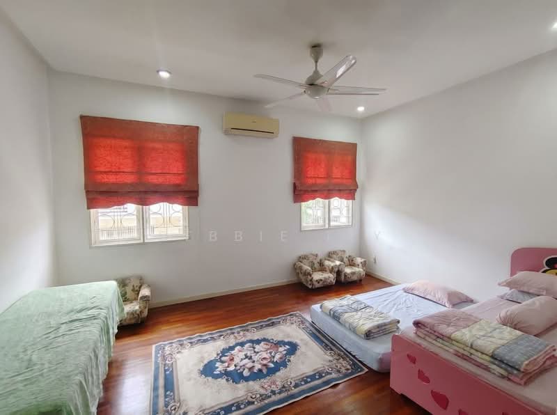 Rumah Teres untuk Dijual di Temasya Glenmarie (Glenmarie) - Debbie Tey - Bedroom - PropertyGuru.com.my
