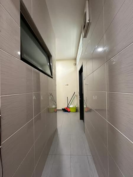 2-storey Terraced House for Sale in Bandar Bukit Raja (Klang) - Alvin Lim - Corridor - PropertyGuru.com.my
