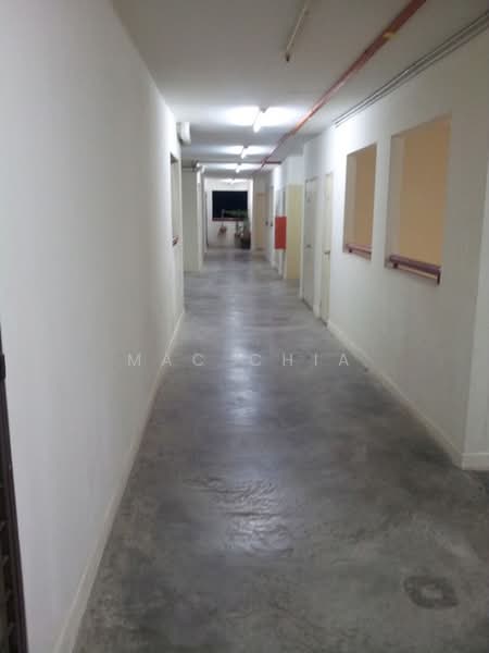Apartment for Rent at Pangsapuri Saraka - Mac Chia - Corridor - PropertyGuru.com.my