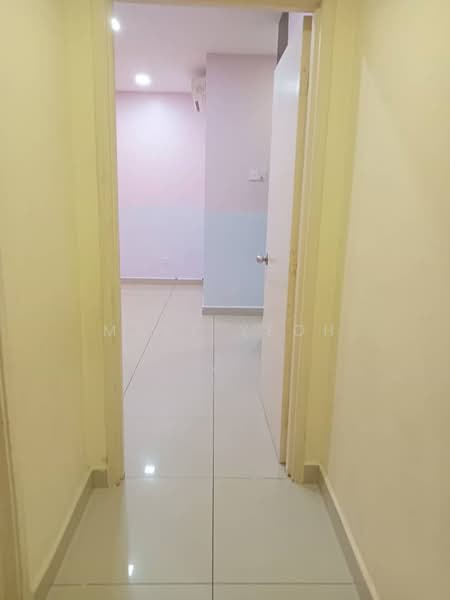 Apartment for Sale at Pangsapuri Cemara - Mary Yeoh - Corridor - PropertyGuru.com.my