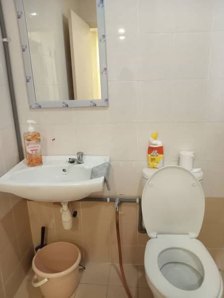 Apartment for Sale at Pangsapuri Cemara - Mary Yeoh - Bathroom - PropertyGuru.com.my