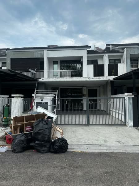 Rumah Teres 2 Tingkat untuk Dijual di Bandar Tiram (Ulu Tiram) - Daniel Yong - Exterior - PropertyGuru.com.my