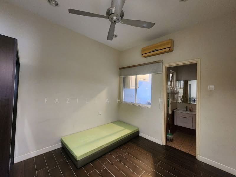 Rumah Banglo untuk Dijual di Bukit Jelutong (Shah Alam) - Fazillah Rahim - Bedroom - PropertyGuru.com.my