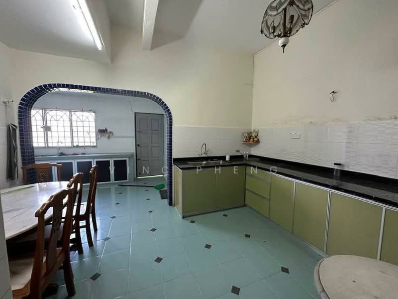 Rumah Teres 2 Tingkat untuk Disewa di Ayer Keroh (Melaka) - Vinc Pheng - Kitchen - PropertyGuru.com.my