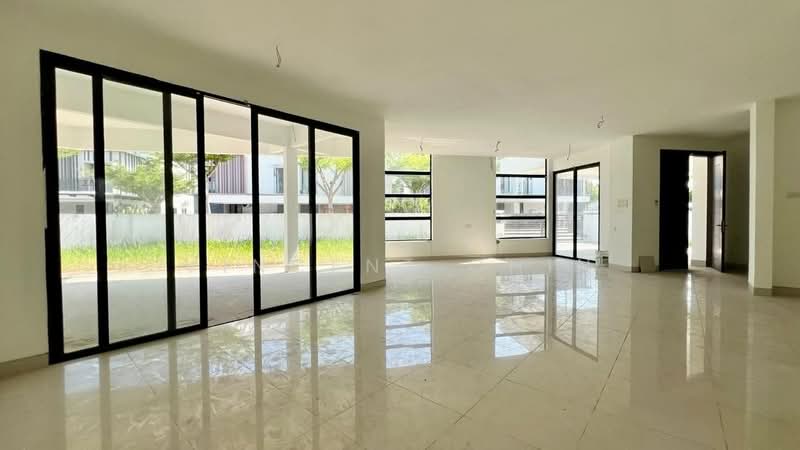Semi-Detached House for Sale in Ipoh (Perak) - Vincent Chin - Living Room - PropertyGuru.com.my
