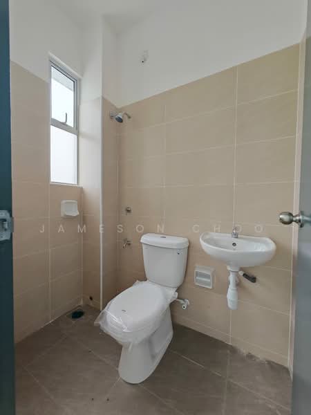 Rumah Teres untuk Dijual di Bandar Dato Onn (Tebrau) - Jameson Choo - Bathroom - PropertyGuru.com.my