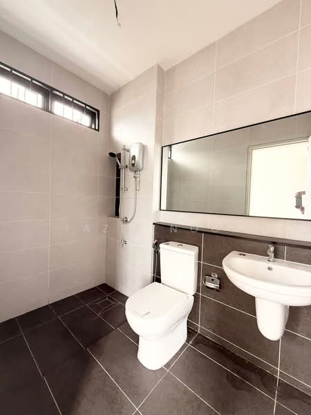 2-storey Terraced House for Sale in Elmina (Shah Alam) - Fazie Noor - Bathroom - PropertyGuru.com.my