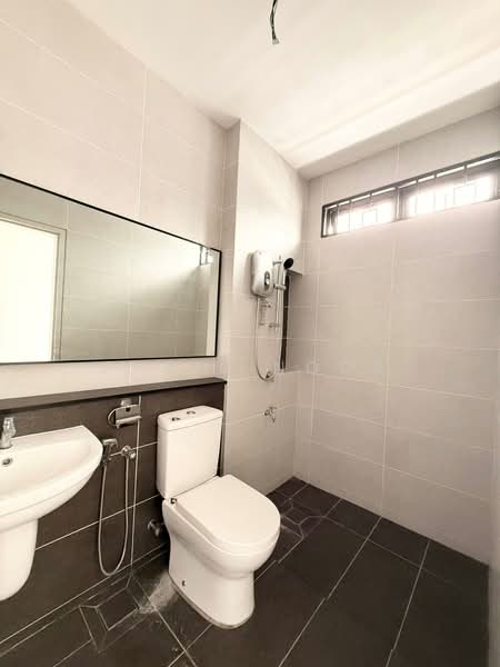 2-storey Terraced House for Sale in Elmina (Shah Alam) - Fazie Noor - Bathroom - PropertyGuru.com.my