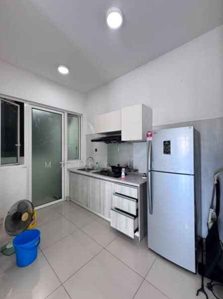 Condominium for Rent at Scenaria @ North Kiara Hills - Mandy Liew - Kitchen - PropertyGuru.com.my