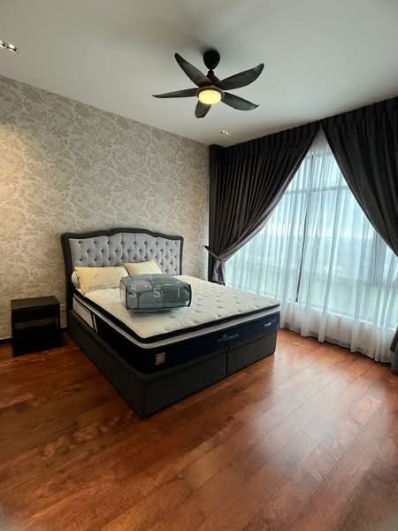 Servis Apartment untuk Disewa di Molek Regency - Jessica Ma - Bedroom - PropertyGuru.com.my