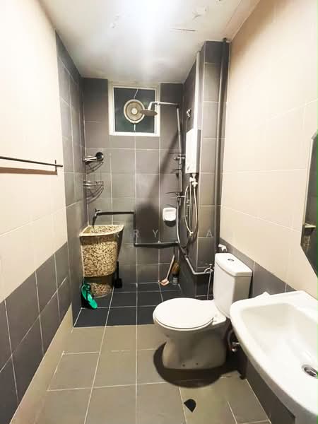 Condominium for Rent at Sierra Residences - Jerry Tan - Bathroom - PropertyGuru.com.my