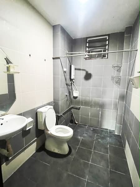 Condominium for Rent at Sierra Residences - Jerry Tan - Bathroom - PropertyGuru.com.my