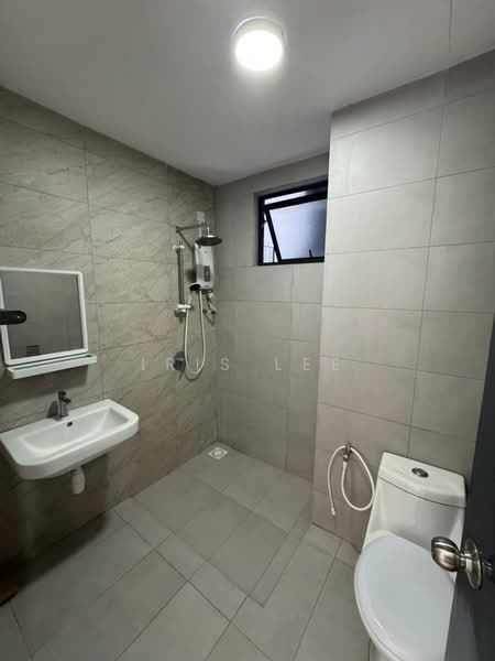 Kondominium untuk Disewa di The Holmes 2 - Iris Lee - Bathroom - PropertyGuru.com.my