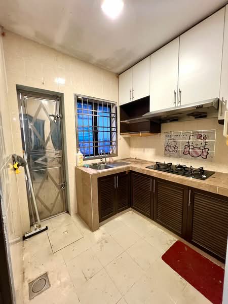 Rumah Teres 1 Tingkat untuk Dijual di Permas Jaya (Johor) - Roy Yap - Kitchen - PropertyGuru.com.my