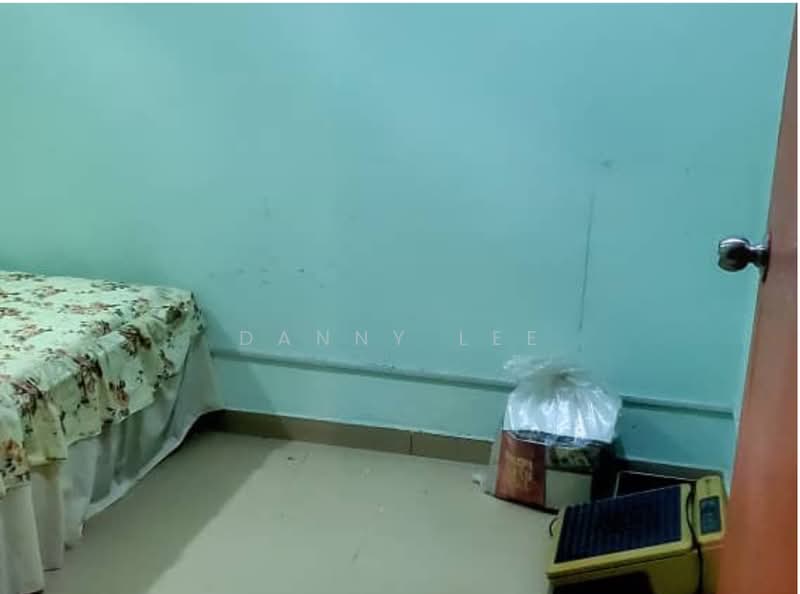 Rumah Teres 2 Tingkat untuk Dijual di Taman Lestari Putra (Seri Kembangan) - Danny Lee - PropertyGuru.com.my