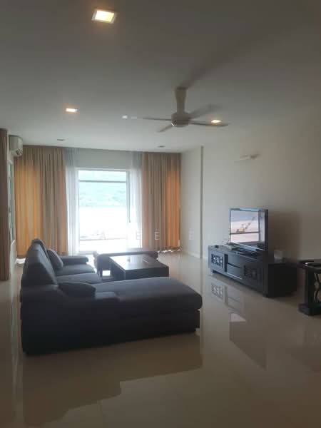 Kondominium untuk Dijual di BayStar Condominium - A Ee Ee - Living Room - PropertyGuru.com.my