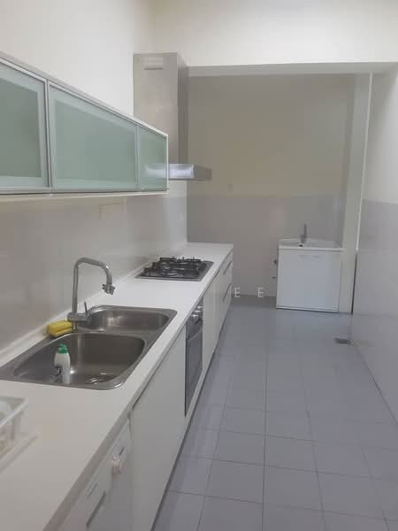 Kondominium untuk Dijual di BayStar Condominium - A Ee Ee - Kitchen - PropertyGuru.com.my