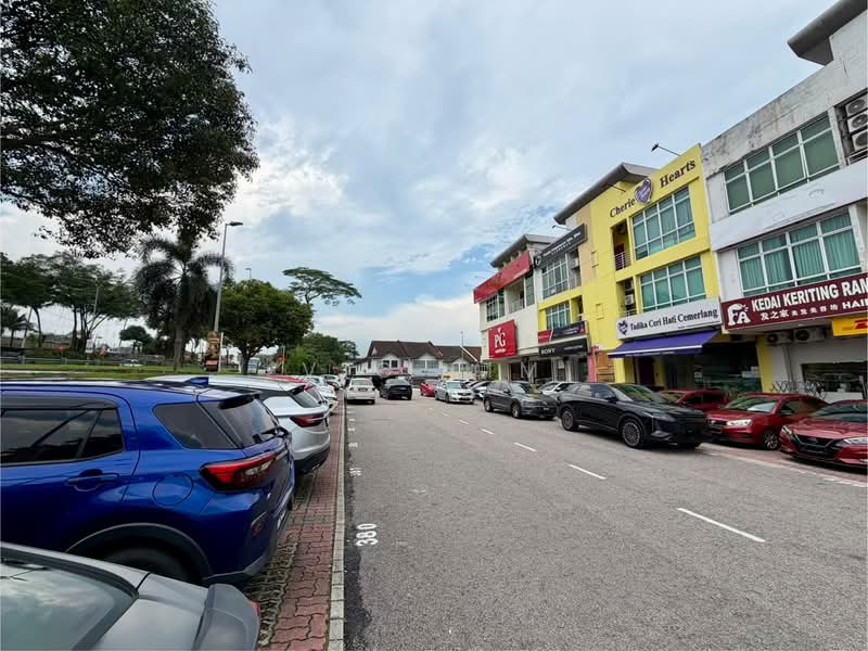 Kedai / Pejabat untuk Dijual di Taman Molek (Johor Bahru) - Vic Lim - PropertyGuru.com.my