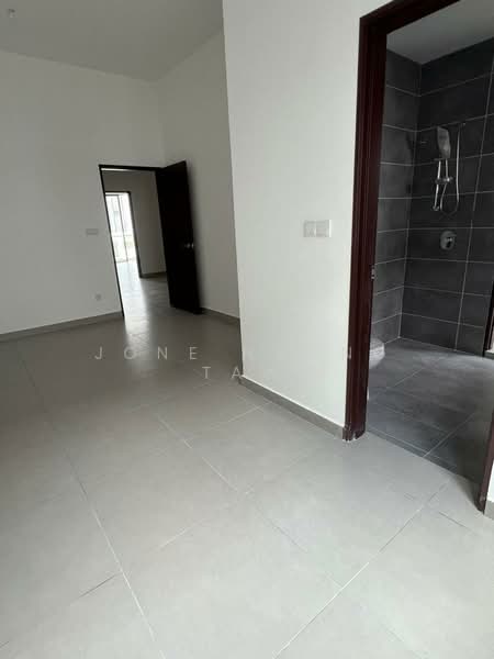3-storey Terraced House for Sale in Batu 9 (Cheras) - JONE HOONG TAW - Interior - PropertyGuru.com.my