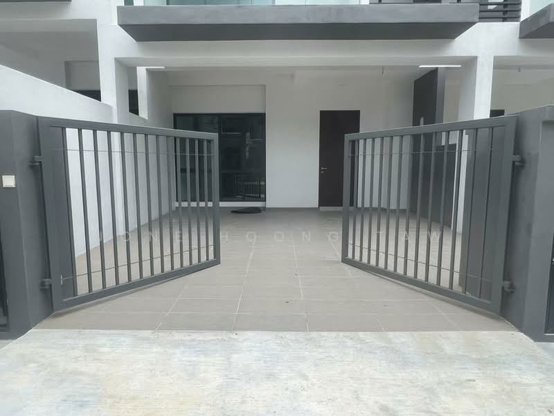 3-storey Terraced House for Sale in Batu 9 (Cheras) - JONE HOONG TAW - Exterior - PropertyGuru.com.my