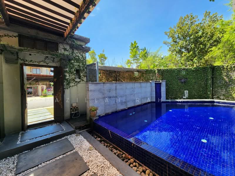 2-storey Terraced House for Sale in Bukit Jelutong (Shah Alam) - Fazillah Rahim - Exterior - PropertyGuru.com.my