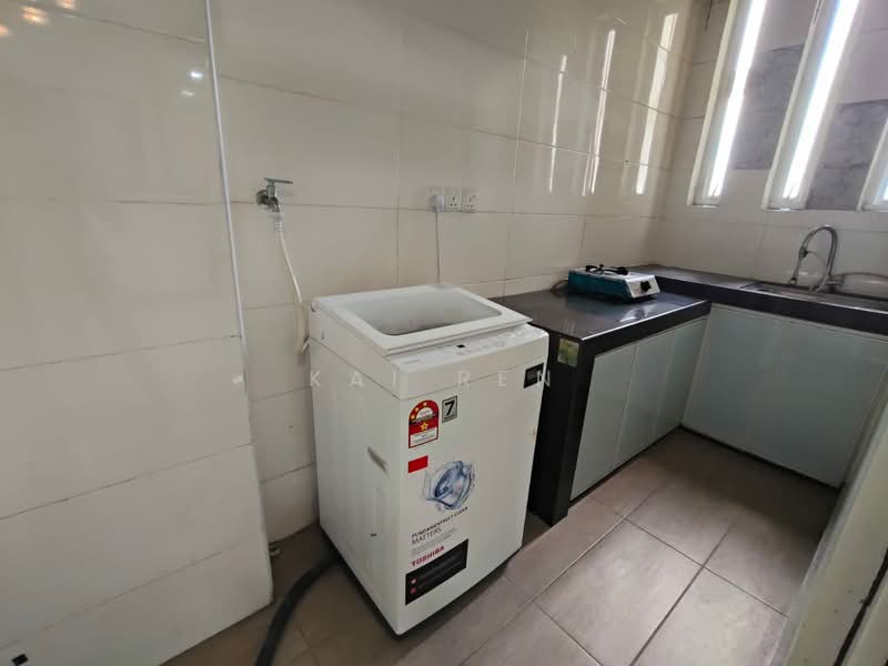 Kondominium untuk Disewa di Boulevard Serviced Apartment - Kai Ren - Kitchen - PropertyGuru.com.my