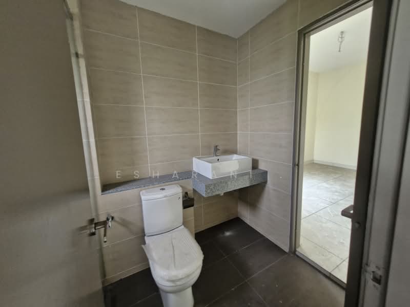 2-storey Terraced House for Sale in Kuchai Lama (Kuala Lumpur) - Esharani . - PropertyGuru.com.my
