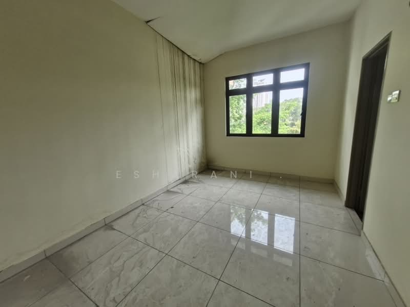 2-storey Terraced House for Sale in Kuchai Lama (Kuala Lumpur) - Esharani . - PropertyGuru.com.my