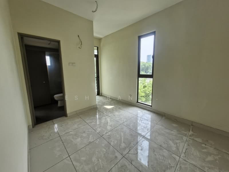 2-storey Terraced House for Sale in Kuchai Lama (Kuala Lumpur) - Esharani . - PropertyGuru.com.my