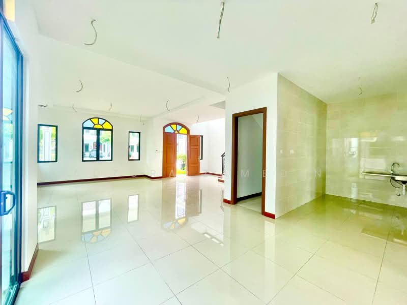 Rumah Berkembar untuk Dijual di Setia Eco Templer (Rawang) - Adzura Zamedin - Living Room - PropertyGuru.com.my