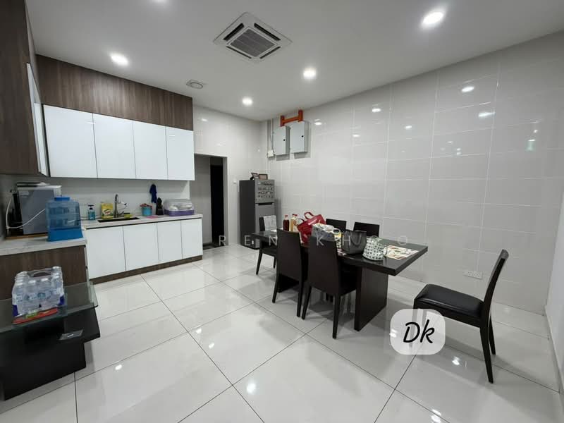 Warehouse for Rent in Klang (Selangor) - Darren Khoo - Kitchen - PropertyGuru.com.my