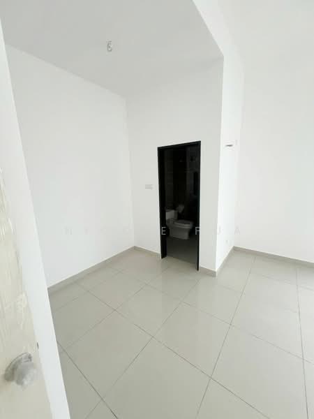 Rumah Teres 2 Tingkat untuk Dijual di Skudai (Johor) - Nicole Pua - Bathroom - PropertyGuru.com.my