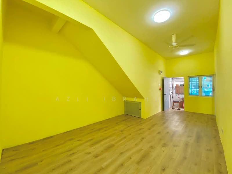 Rumah Bandar untuk Dijual di Taman Seri Segar (Semenyih) - Azli Ibrahim - Interior - PropertyGuru.com.my
