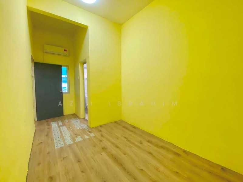 Rumah Bandar untuk Dijual di Taman Seri Segar (Semenyih) - Azli Ibrahim - Interior - PropertyGuru.com.my